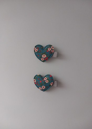 Çiçek Desenli Kalp Çocuk Toka Seti - Görsel 4