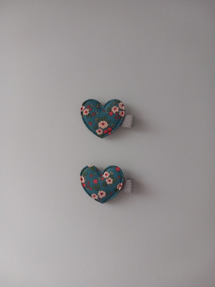 Çiçek Desenli Kalp Çocuk Toka Seti - Görsel 4