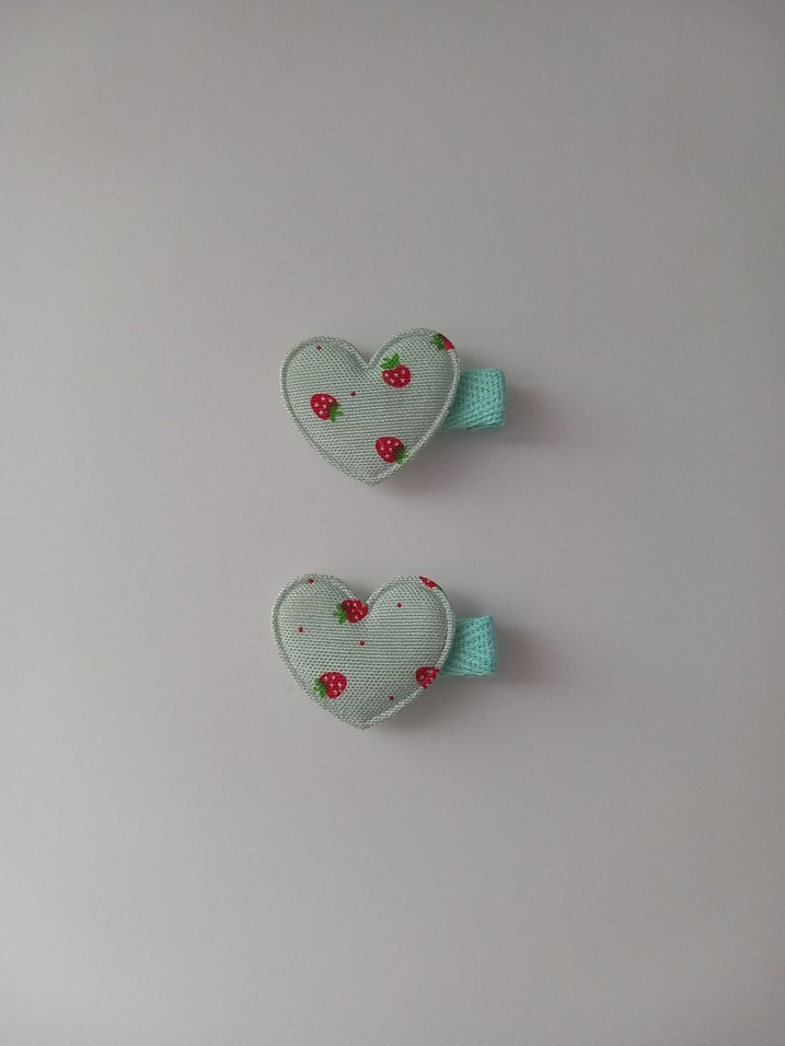 Çiçek Desenli Kalp Çocuk Toka Seti - Görsel 3