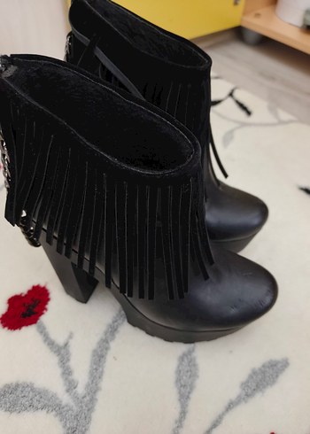 Siyah Süet Püsküllü Gotik Yüksek Topuklu Bot 39 numara - Görsel 2