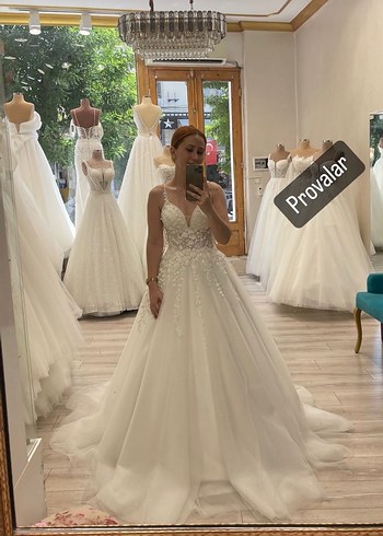 Straplez Işlemeli A-Line Gelinlik - Görsel 8