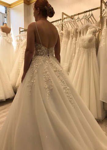 Straplez Işlemeli A-Line Gelinlik - Görsel 3