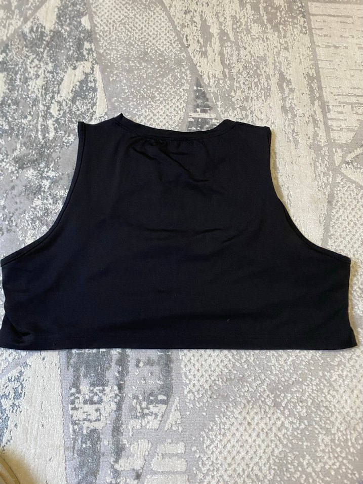 Siyah Mini crop - Görsel 2