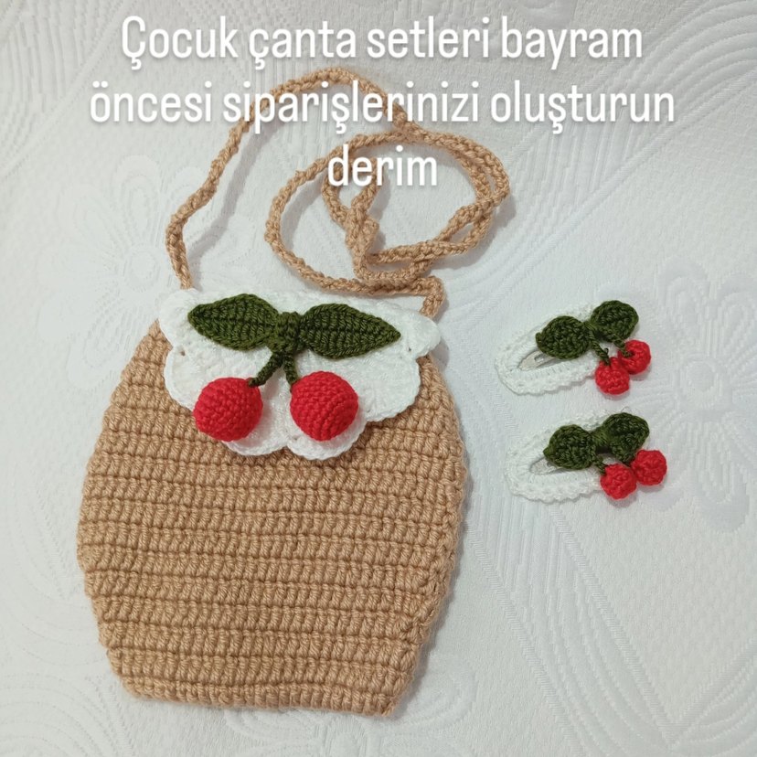Nakışlı Kiraz Desenli Örgü Çanta ve Toka Seti - Görsel 3