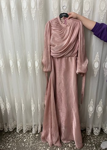 Pudra Rengi Uzun Kollu Drapeli Abiye Elbise - Görsel 2
