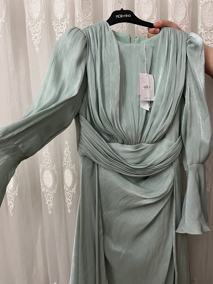 Uzun Kollu Drapeli Yeşil Abiye Elbise - Görsel 2