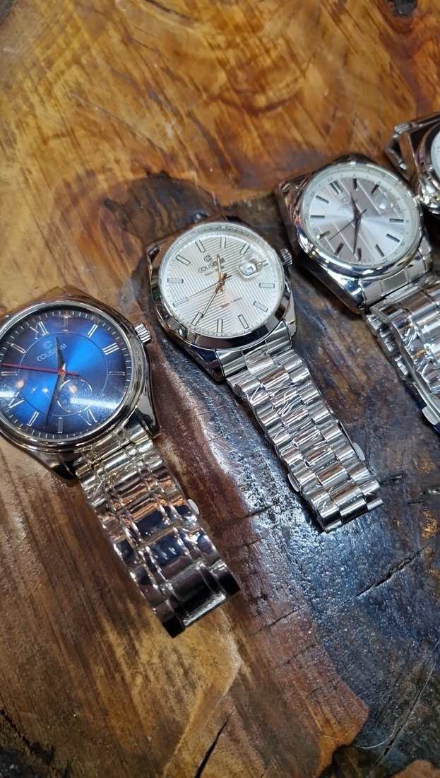 Çok Renkli Klasik Erkek Saatleri - Görsel 4