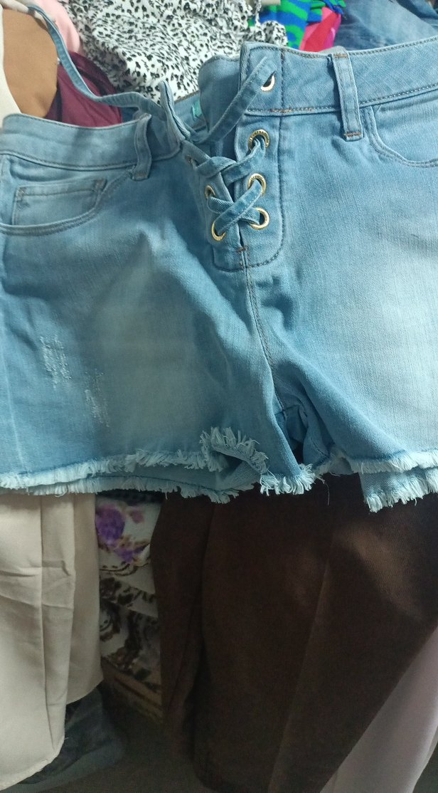 Düğmeli Açık Mavi Mini Denim Şort - Görsel 3