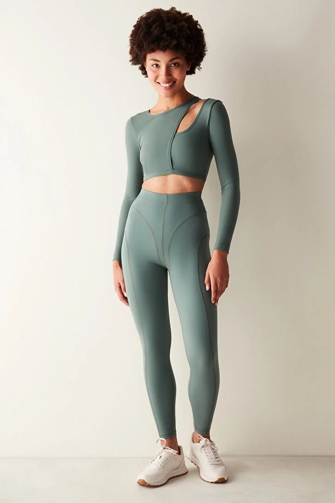 Uzun Kollu, Kısa Kesim Kadın Spor Üstü - Görsel 2