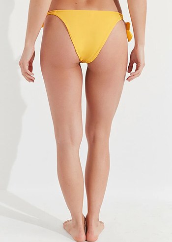 Sarı Bağlamalı Kadın Bikini Altı - Görsel 3