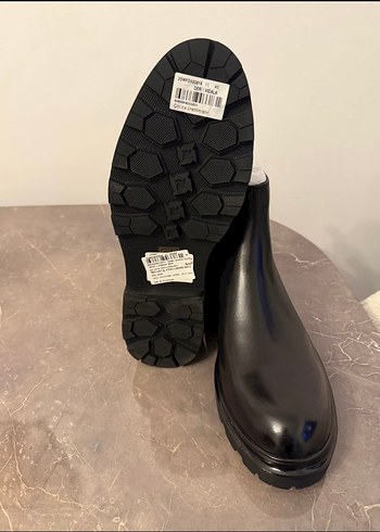 Siyah Rugan Stiletto Topuklu Kadın Bot - Görsel 2