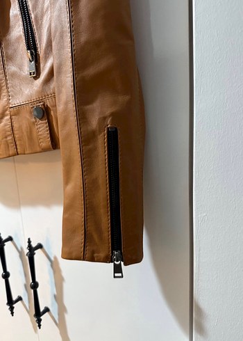 Bej Kadın Deri Biker Ceket Kemerli - Görsel 4