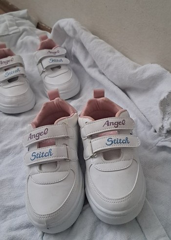 Kız Çocuk Beyaz Renkli Velcro Spor Ayakkabı - Görsel 2