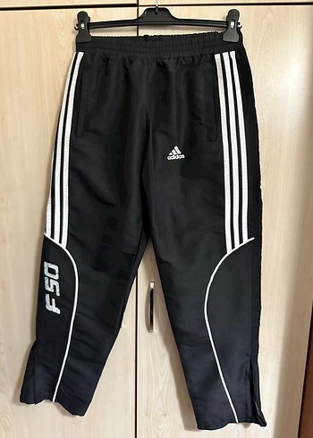 Adidas m