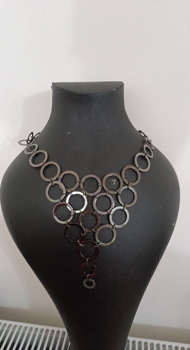 Siyah Zincir Detaylı Gotik Midi Kolye - Görsel 2