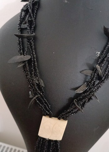 Uzun Siyah Boncuklu Bohem Kadın Kolye - Görsel 2