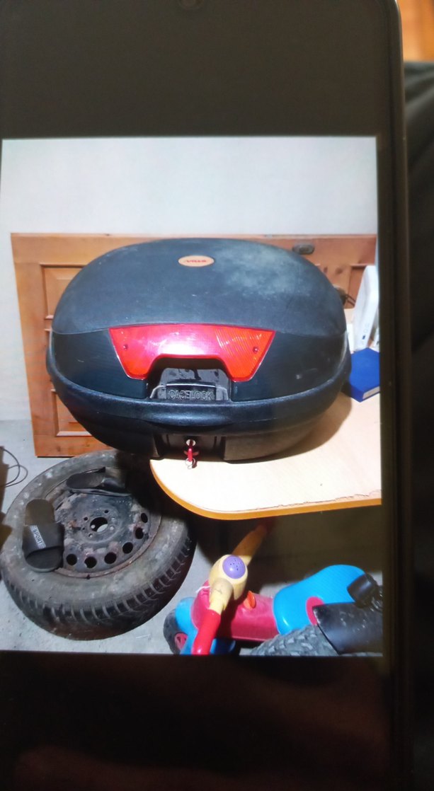 Siyah Kasklı Biker Tarzı Motosiklet Kaskı - Görsel 2