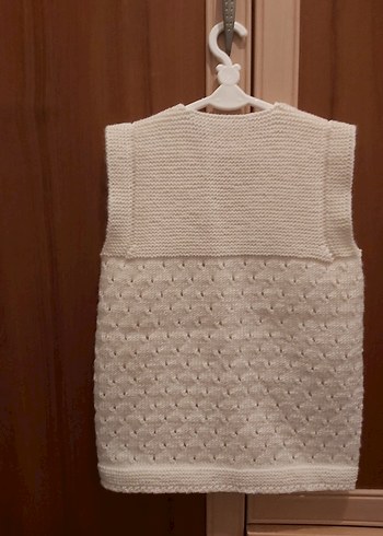 Kız Çocuk Beyaz Örgü Kolsuz Yelek - Görsel 4