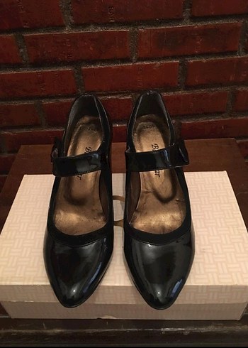 Klasik Siyah Tokalı Topuklu Stiletto - Görsel 2