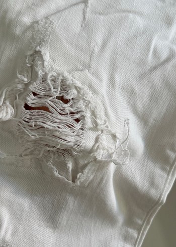 Düğmeli Beyaz Kadın Kot Pantolon - Görsel 2