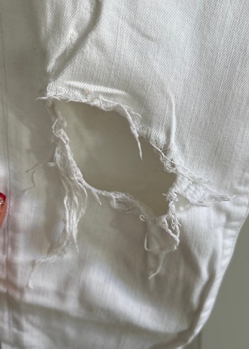 Düğmeli Beyaz Kadın Kot Pantolon - Görsel 3