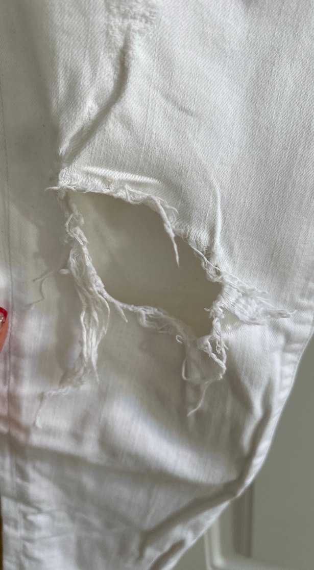 Düğmeli Beyaz Kadın Kot Pantolon - Görsel 3