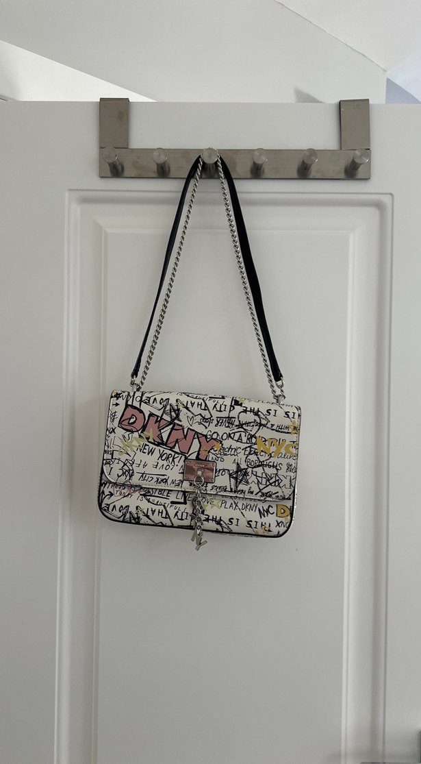 Zincir Detaylı Baskılı Gri Deri Kadın Çanta - Görsel 3