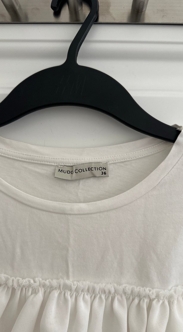 Kadın Beyaz Fırfırlı penyeKısa Kollu Bluz - Görsel 3