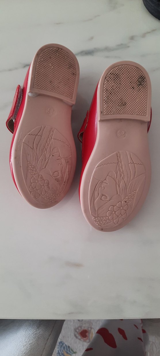 Kız Çocuk Kırmızı Tokalı Bale Ayakkabısı - Görsel 4