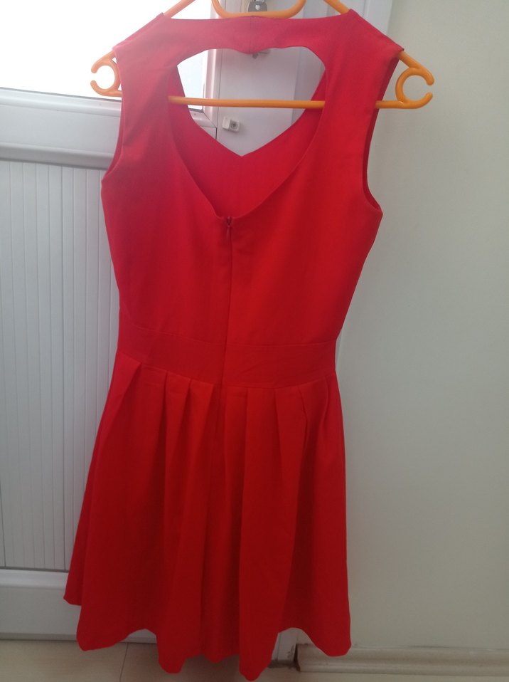 Kırmızı V Yaka Pilili Midi Abiye Elbise - Görsel 2