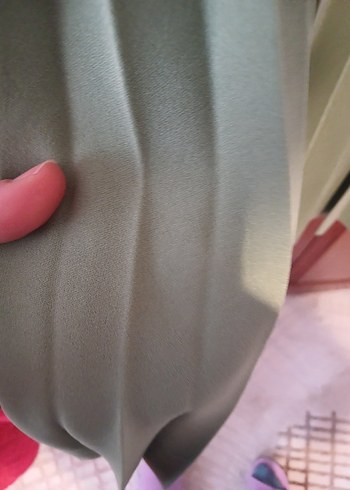 su yeşilj Pileli midi boy Kolsuz Kadın Elbise - Görsel 3