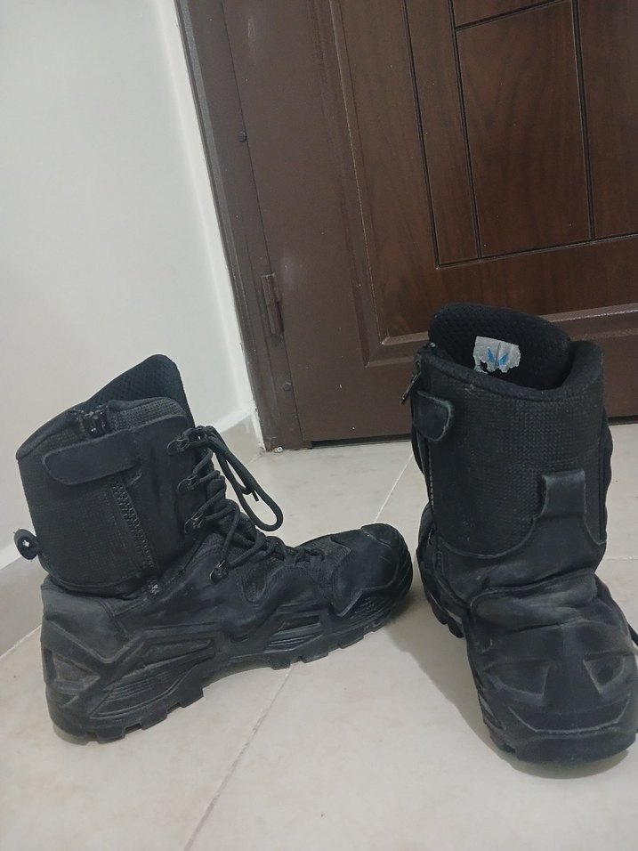 Siyah Bağcıklı Minimalist Erkek Bot - Görsel 5