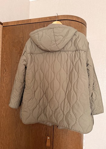 Zara Kapitone Rahat Kadın mont - Görsel 4