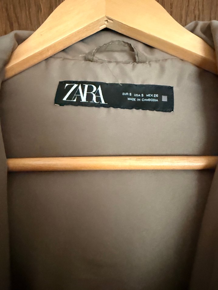 Zara Kapitone Rahat Kadın mont - Görsel 2