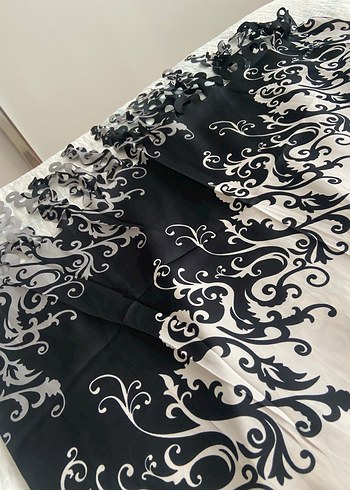 Gri Gotik Desenli Perde - Görsel 3