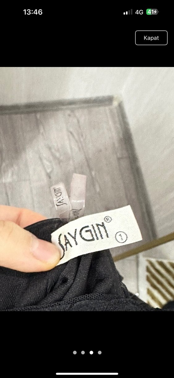 Dantel Detaylı Siyah Kısa Gotik Abiye - Görsel 3