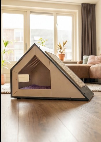 Modern Üçgen Kedi Evi ve Tırmalama Tahtası - Görsel 2