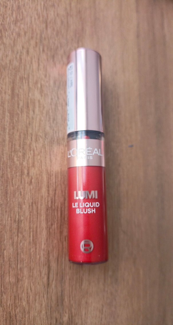 L'Oréal Paris Kırmızı Parlak Likit allık - Görsel 2