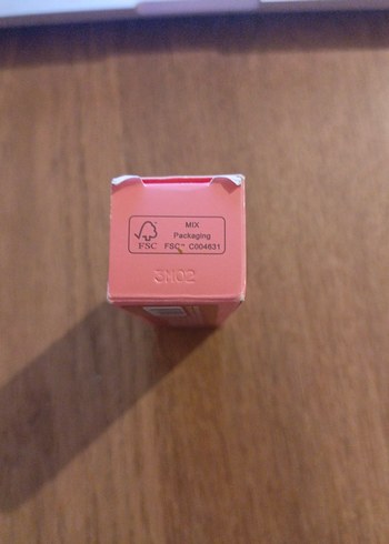 Benefit mat tint ruj - Görsel 6