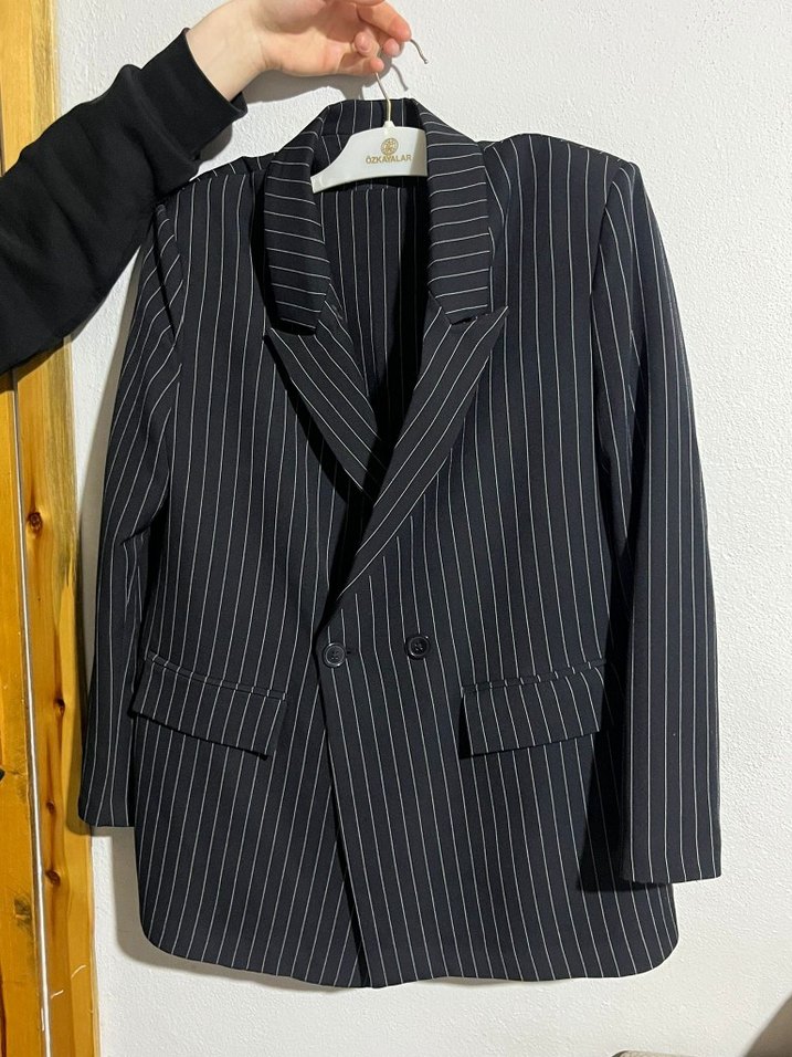 Düğmeli Siyah Çizgili Kadın Blazer Ceket - Görsel 3