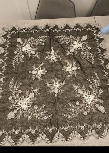 Siyah İşlemeli Masa Örtüsü Seti - Görsel 2