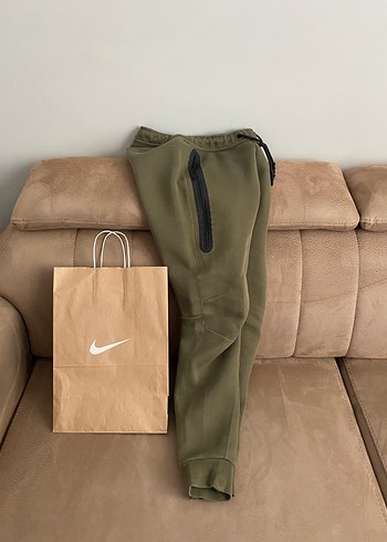 Nike tech haki renkli eşofman altı - Görsel 2