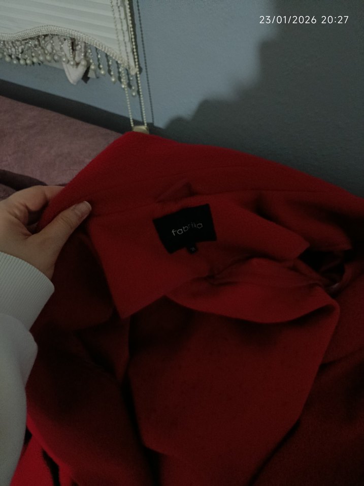 Kırmızı Uzun Kaban - Görsel 4