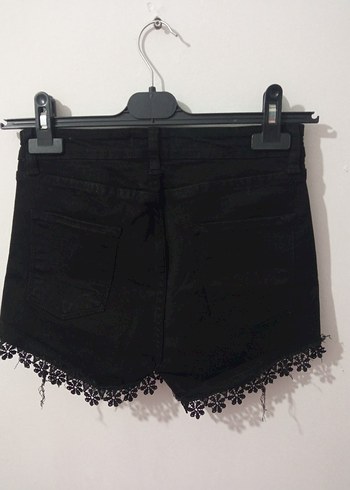 Siyah Dantelli Mini Kot Şort - Görsel 4