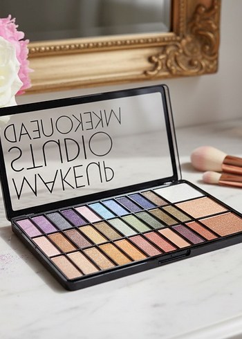 Renkli Çoklu Far Paleti - Görsel 2