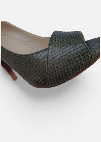 Yeşil Topuklu Ayakkabı  37 Numara  Hiç Giyilmemiş - Görsel 5