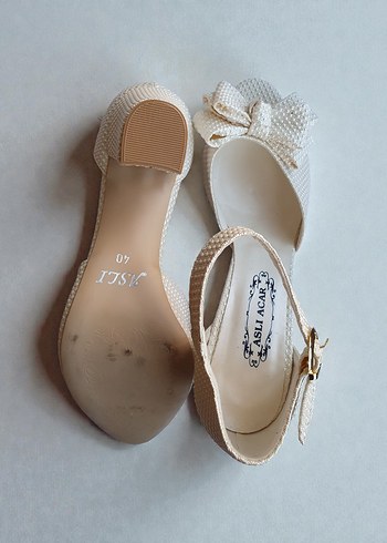 Aslı Acar Beyaz Topuklu Ayakkabı | 40 Numara | Hiç Giyilmemiş - Görsel 5