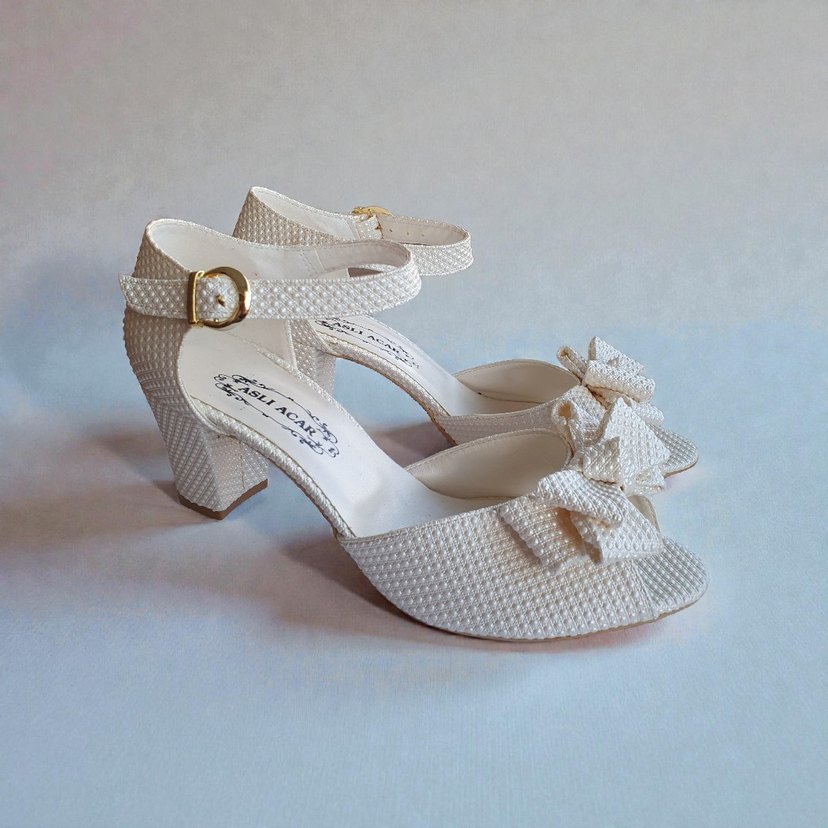 Aslı Acar Beyaz Topuklu Ayakkabı | 40 Numara | Hiç Giyilmemiş - Görsel 3