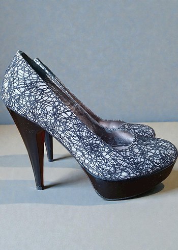 Veronim Platform Topuklu Ayakkabı  37 Numara | Kırmızı Taban - Görsel 2