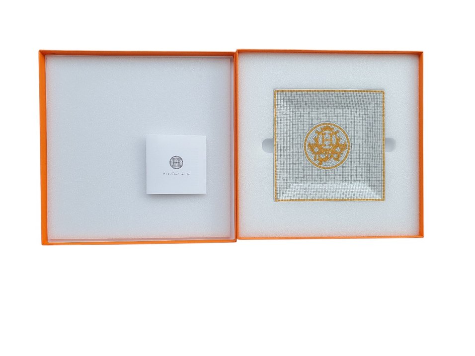 Orijinal Hermès Tabak 15×15 cm  Kutulu - Görsel 3